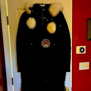 BRAND NEW Moose Knuckles Canada Saskatchewan Parka